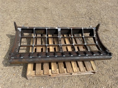 CHIP PAN SCREEN HOLDER