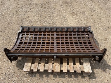 BOLT IN CHIP PAN SCREEN